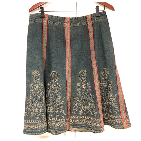 motto Dresses & Skirts - BOHO PLEATED SKIRT